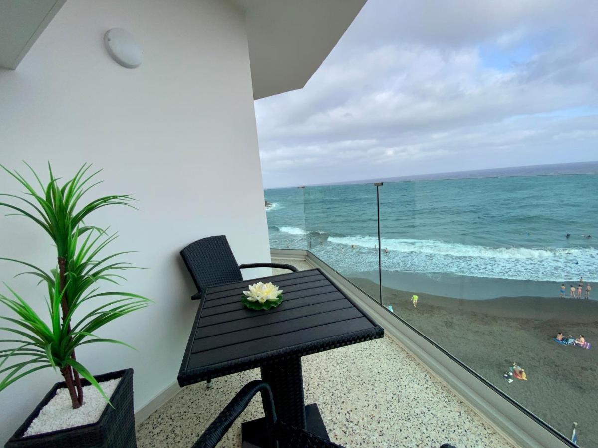 Hermoso Edificio Frente Al Mar Con Gran Terraza Y Hermosas Vistas Las Palmas de Gran Canaria Bagian luar foto